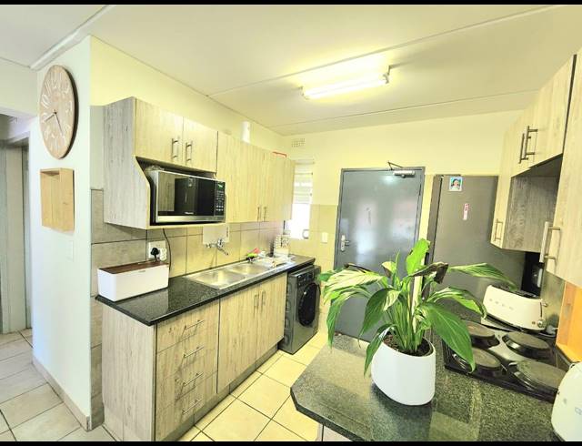 2 BEDROOM APARTMENT FOR SALE IN MONTANA TUINE